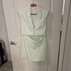 Ming Wang Light Green Mini Skirt